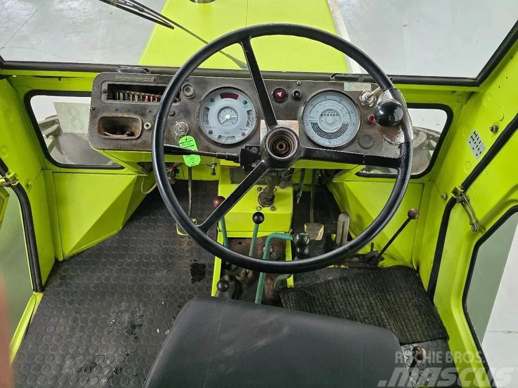 MB Trac 800 / NIEUWE TOESTAND - NOUVELLE CONDITION Tracteur