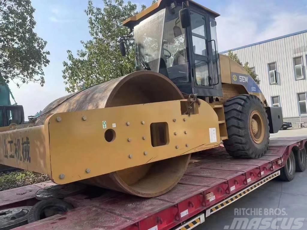  SEM/CAT 8220 roller for middle east country use Rouleaux monocylindre