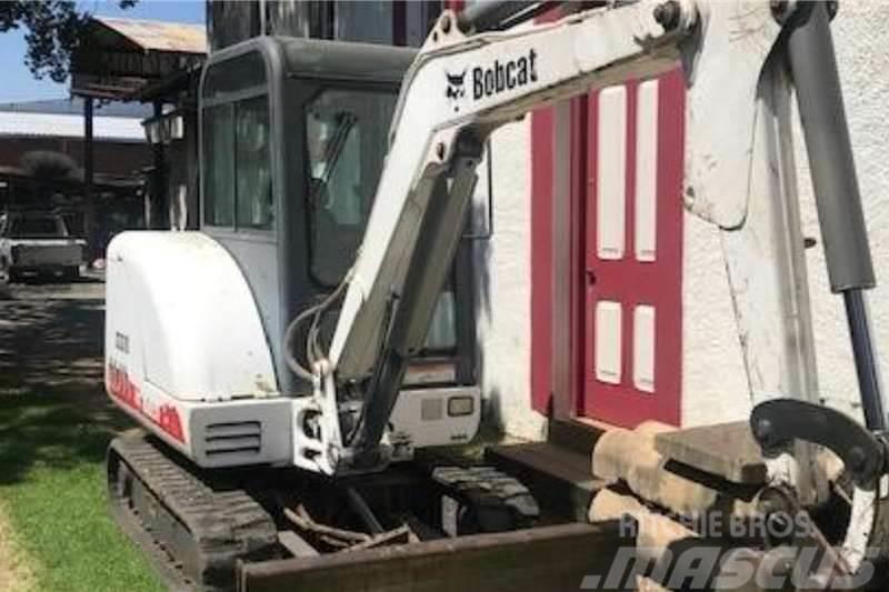 Bobcat X331D 3.1 Ton Excavator Tracteur