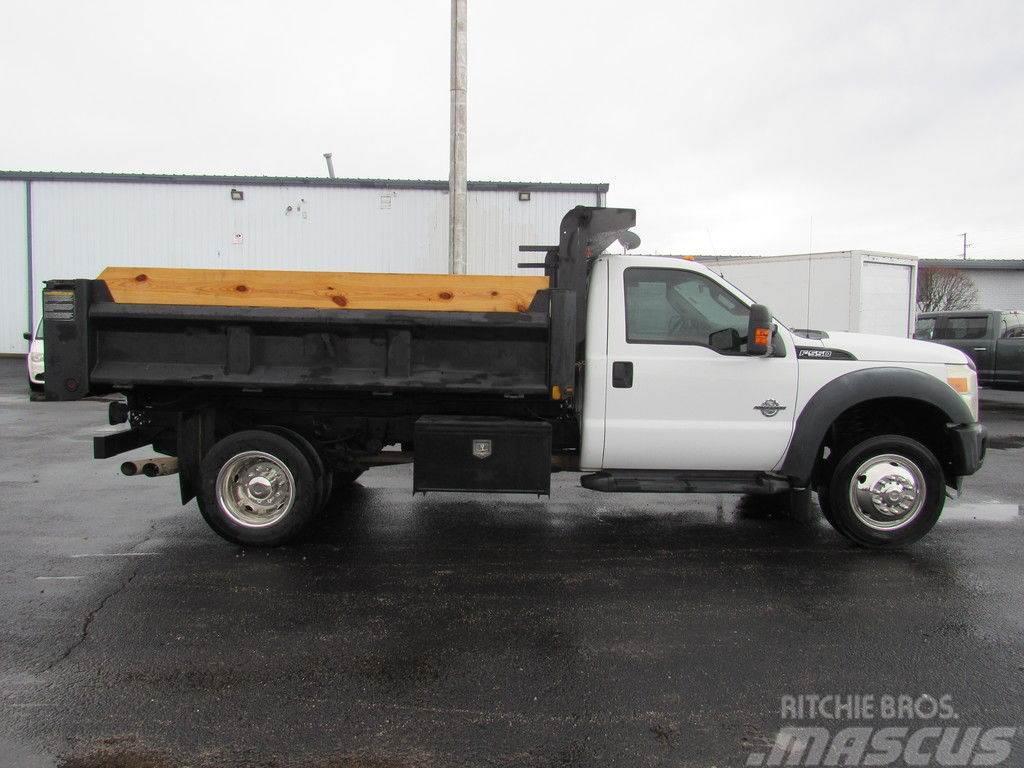 Ford Super Duty F-550 Camion benne