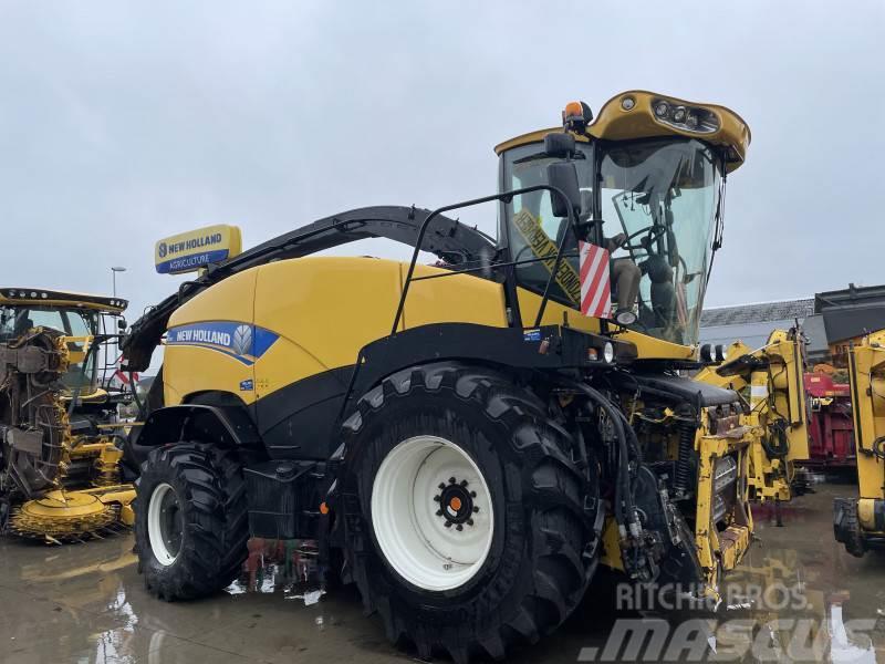 New Holland FR700 Ensileuse automotrice