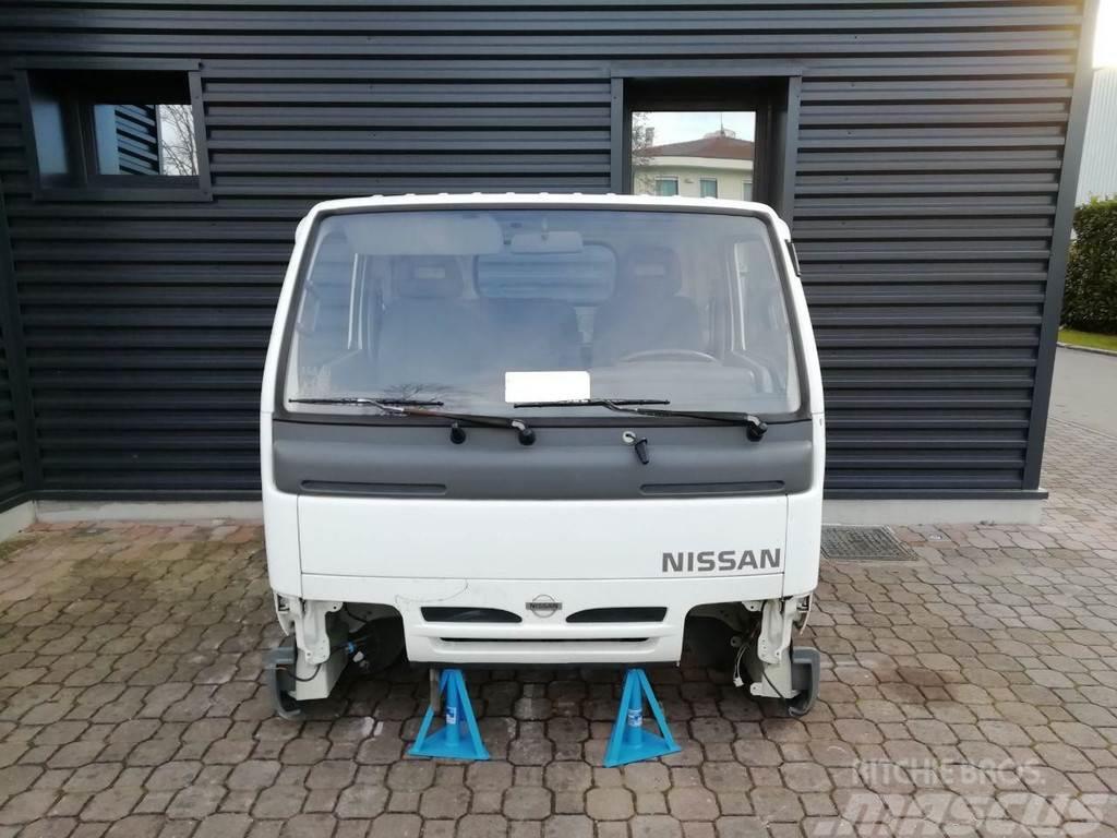 Nissan CABSTAR (1996-2006) Cabines