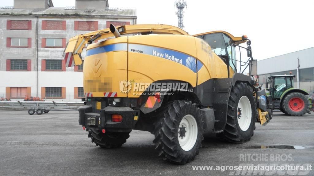 New Holland FR 9060 Ensileuse automotrice