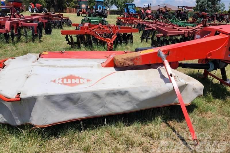 Kuhn FC 243 R GII mower conditioner Autre camion