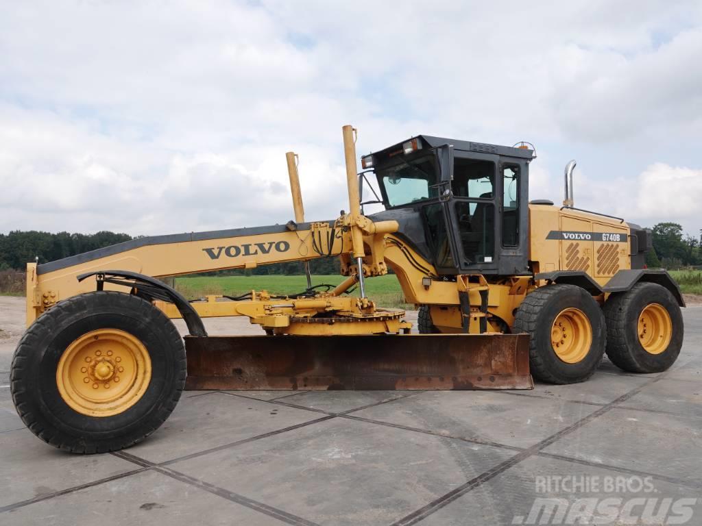 Volvo G740B - Good Working Condition / Multiple Units Niveleuse