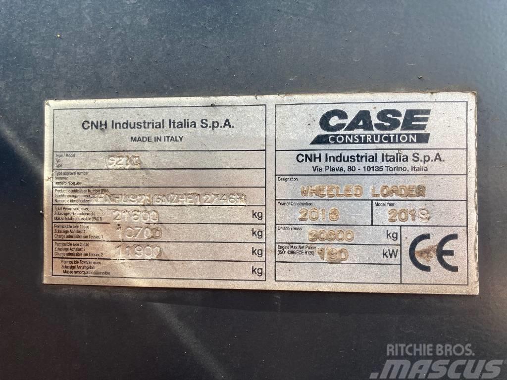 CASE 921G Chargeuse sur pneus