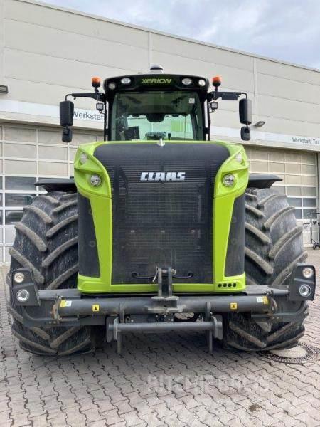CLAAS XERION 5000 TRAC Tracteur