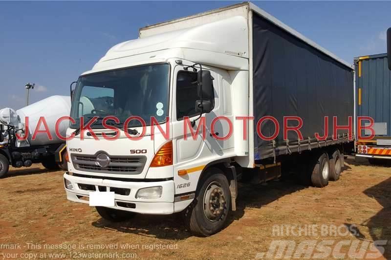Hino 1626, 6x2 TAG AXLE WITH TAUTLINER BODY Autre camion