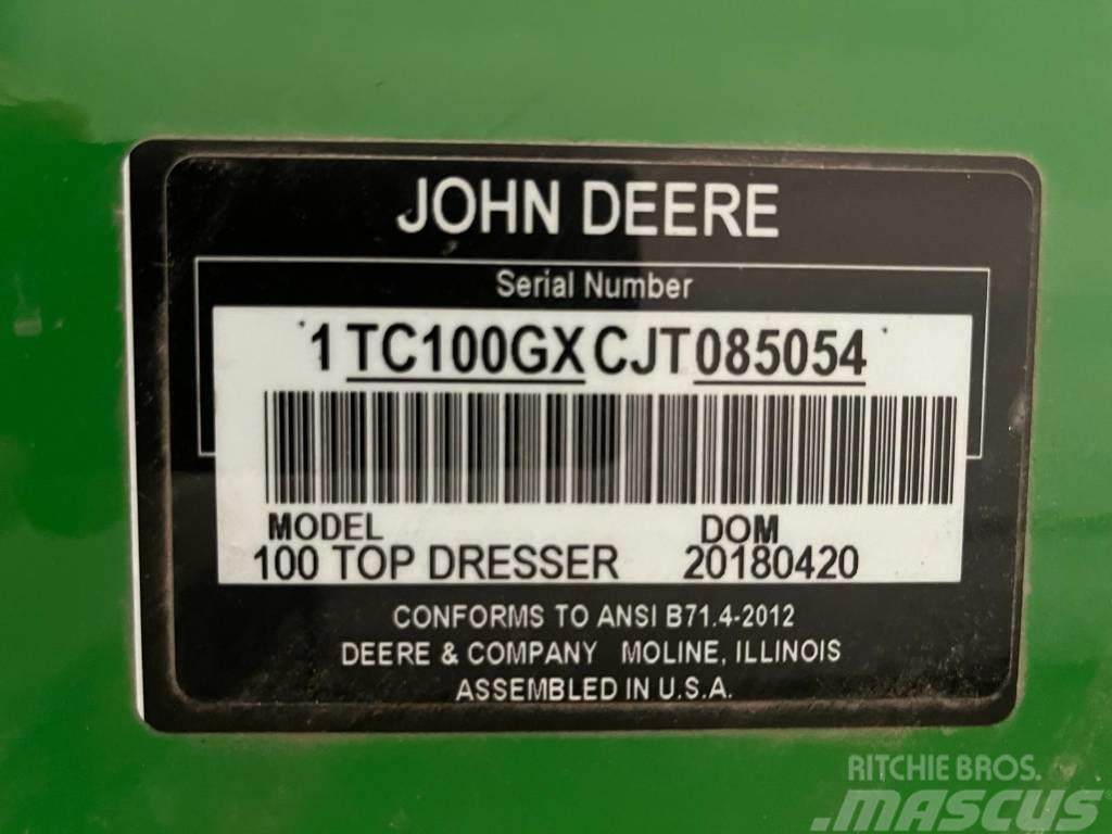John Deere TD 100 Epandeur, semoir