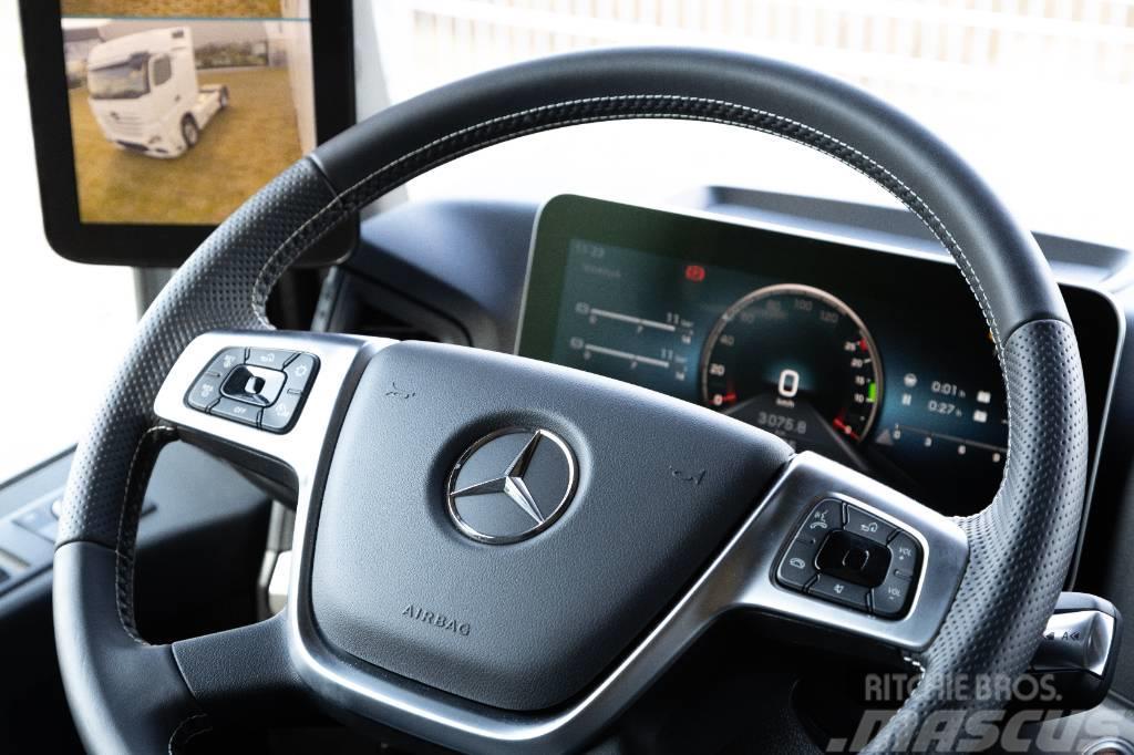 Mercedes-Benz Actros 2853 6x2 Bussbygg FNA Kylbil Camion frigorifique