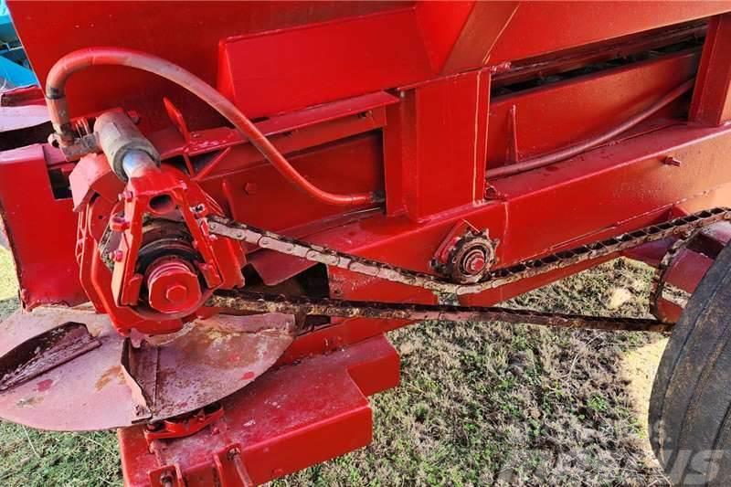  Rovic Lime spreader Autre camion