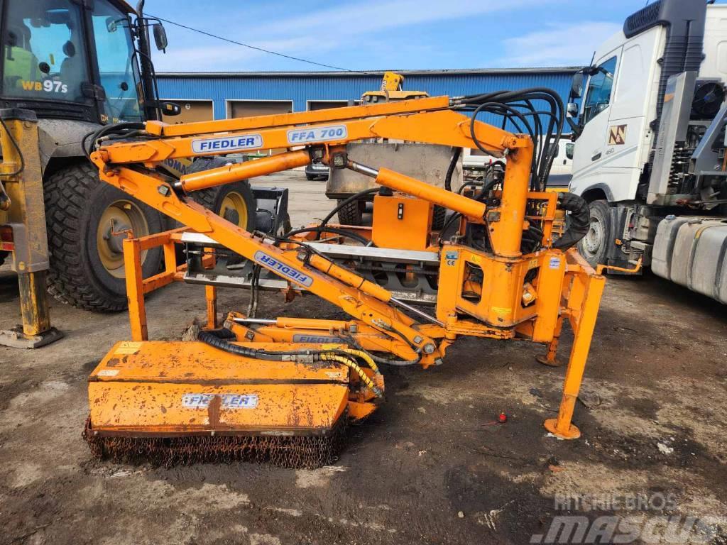 Fiedler FFA700 Tondeuses tractées
