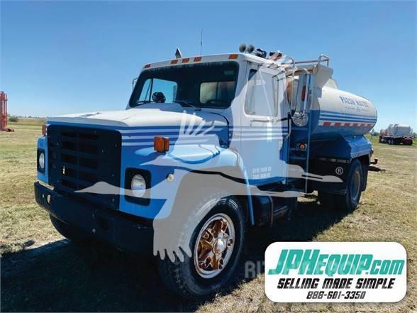 International S1900 Camion citerne à eau