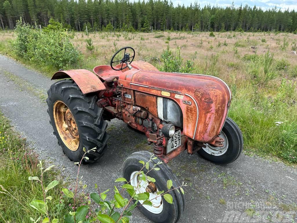 Porsche A133 traktor originalskick Tracteur