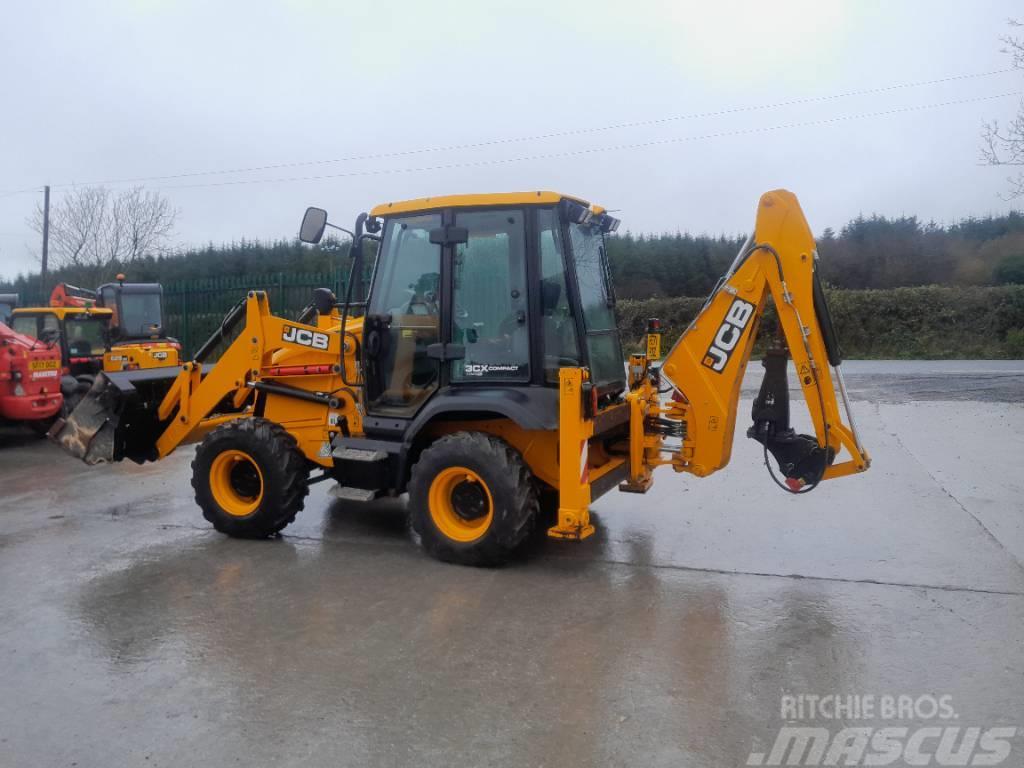 JCB 3CX Compact Tractopelle