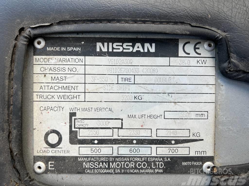 Nissan DX 30 Chariots diesel