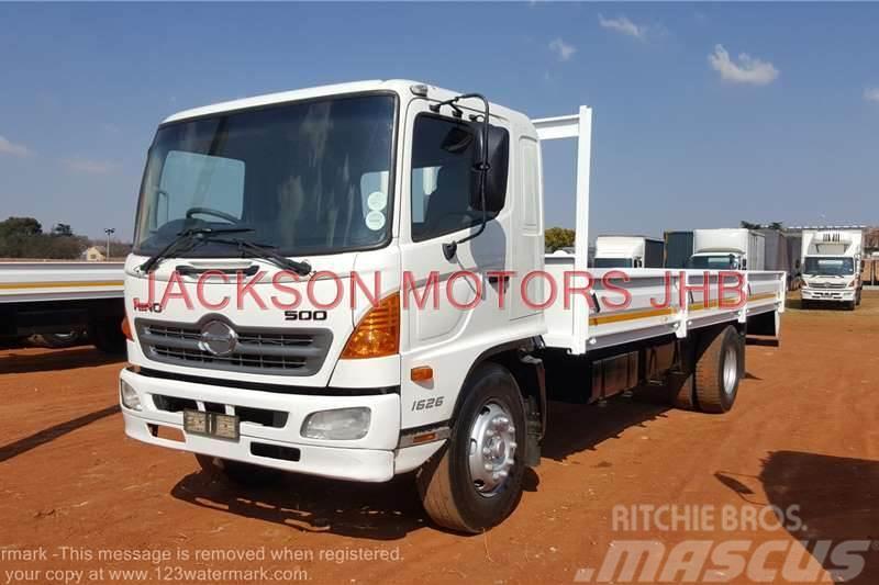 Toyota HINO 500,1626, FITTED WITH NEW 7.500m DROPSIDE Autre camion