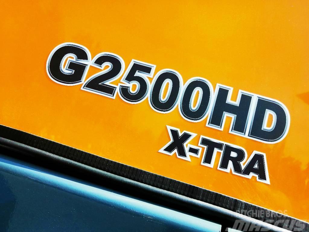 GiANT G2500 X-TRA HD Kompaktradlader Hoflader Hoftrak Chargeuse compacte