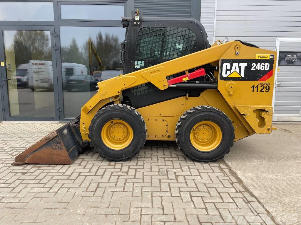 CAT 246D HF Chargeuse compacte