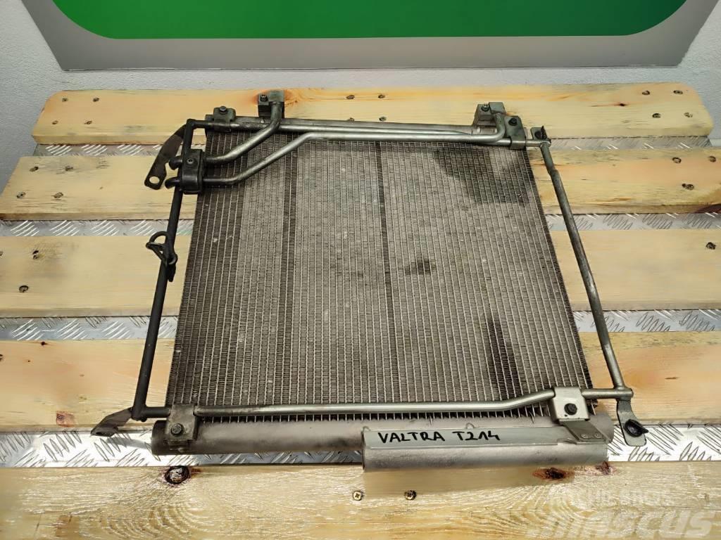 Valtra T214 Air conditioning radiator condenser 84485540B Radiateurs