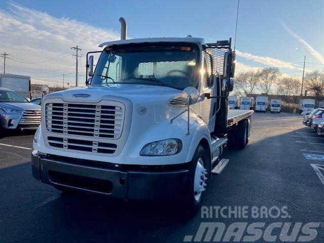 Freightliner M2 Camion plateau