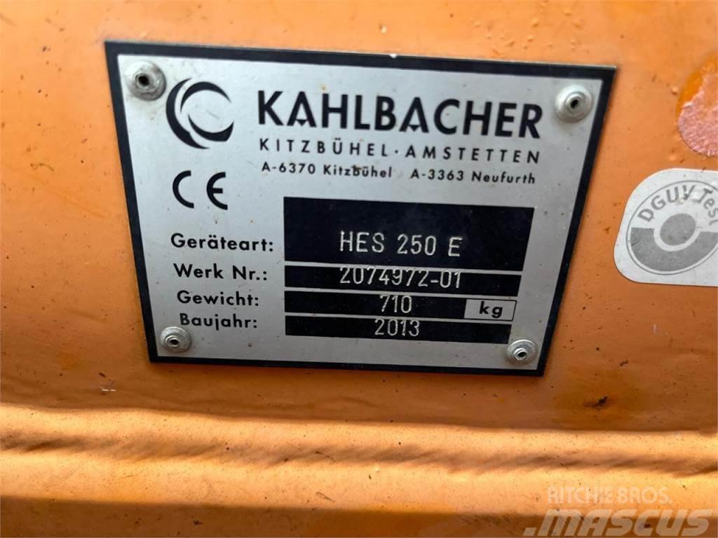 Kahlbacher Schneepflug HES 250E Autres matériels d'espace vert