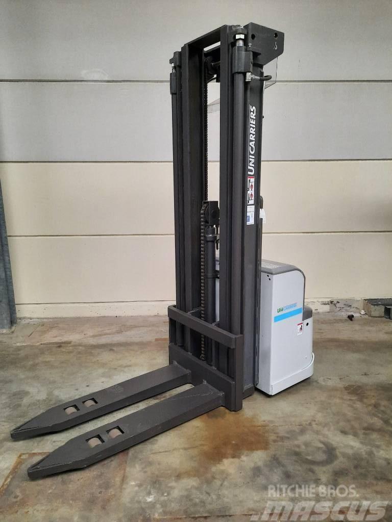 UniCarriers PSH200SDTFV540 Gerbeur accompagnant