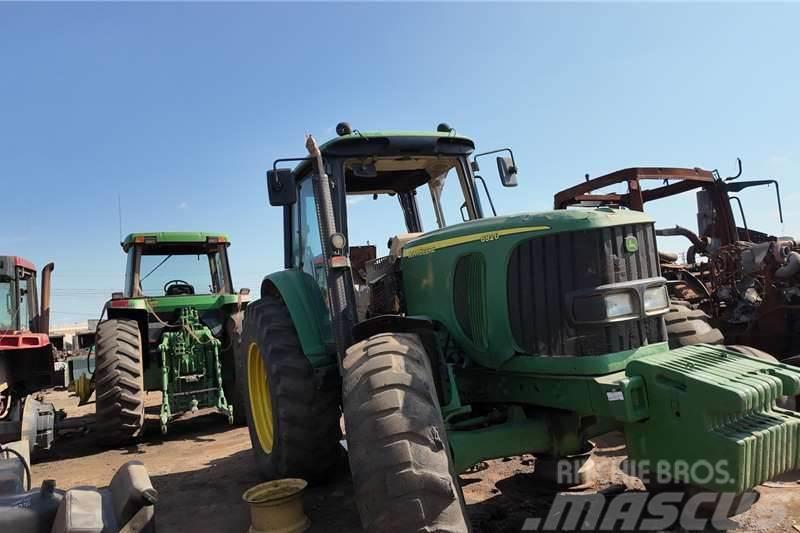 John Deere JD 6920 TractorÂ Now stripping for spares. Tracteur