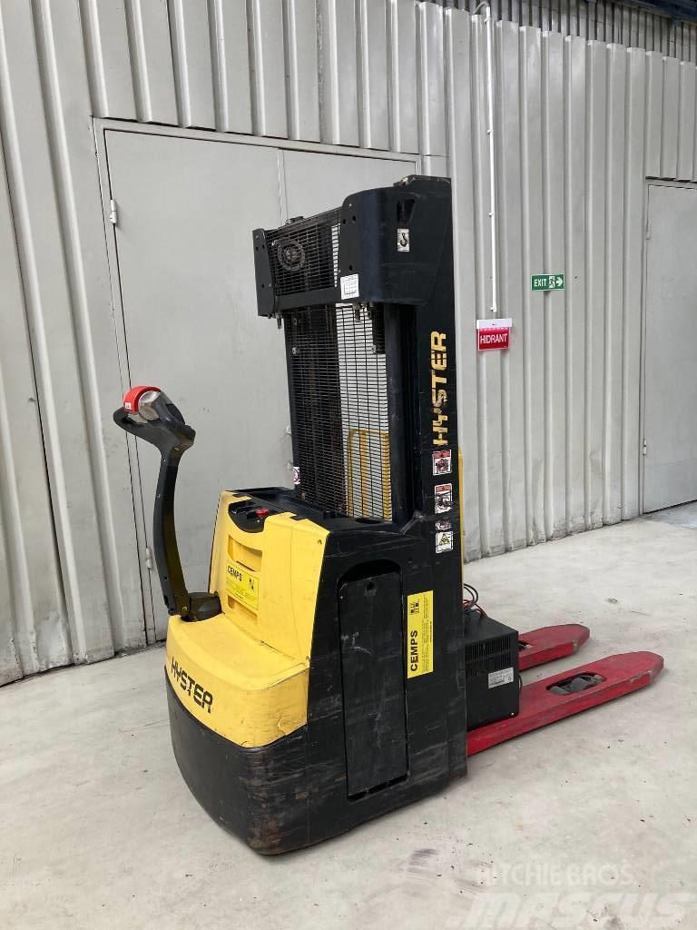 Hyster S 1.2 Gerbeur accompagnant