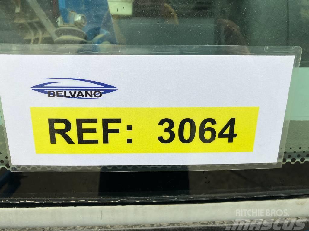 Delvano ref. 3064 STM 33 m / 3800 L Pulvérisateurs automoteurs