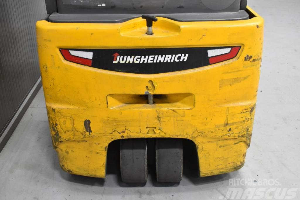 Jungheinrich EFG 218 Chariots élévateurs électriques