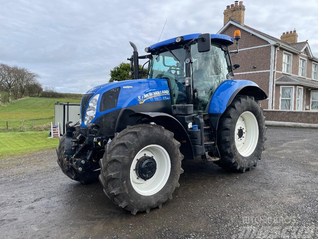 New Holland T 7.200 AC Tracteur