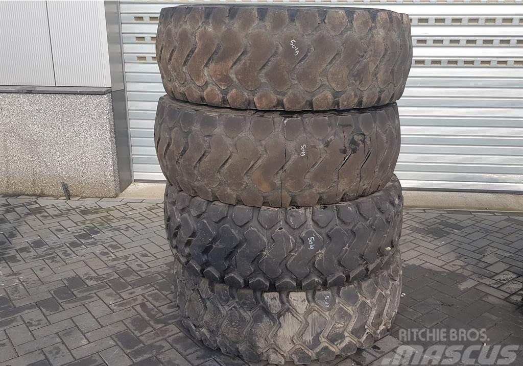 Michelin 17.5R25 - Tyre/Reifen/Band Pneus, roues et jantes