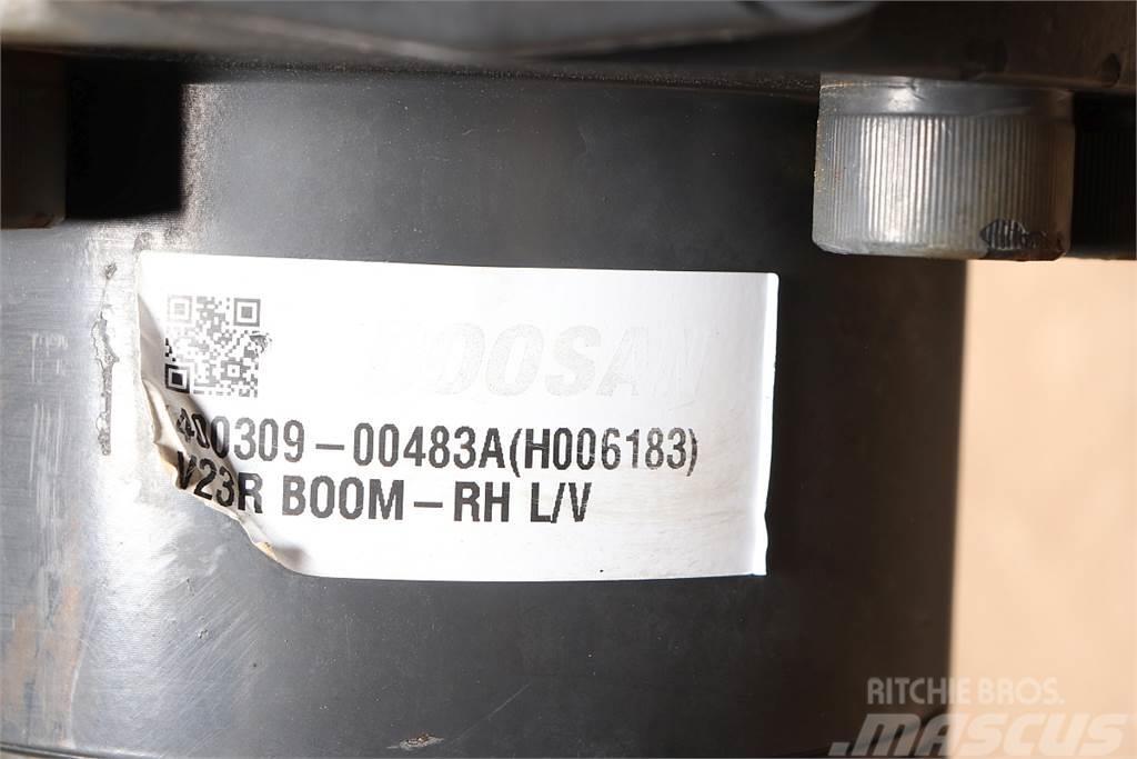 Doosan Daewoo DX235LCR-5 Hydraulic Cylinder Hydraulique