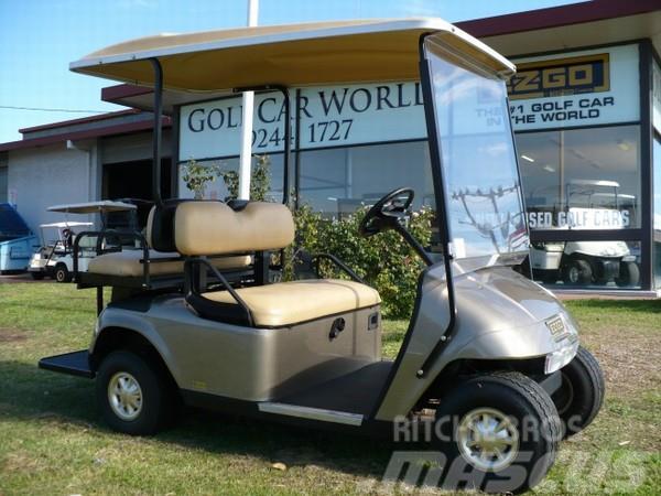  Rental 4-seater people mover Voiturette de golf