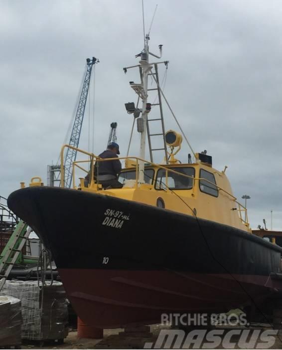 Pilot Boat Volvo Penta Bateaux de travail, barges et pontons