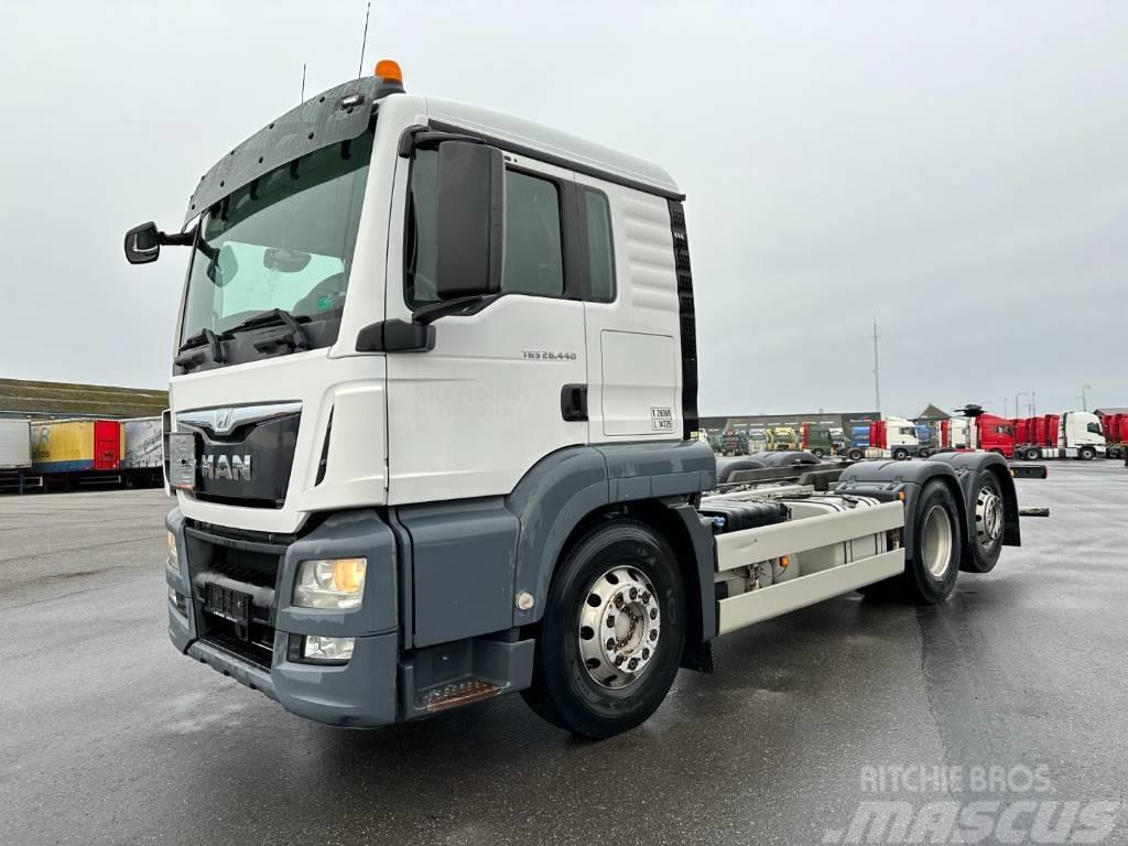 MAN TGS 26.440 6x2*4 Euro 6 Chassis ADR Châssis cabine