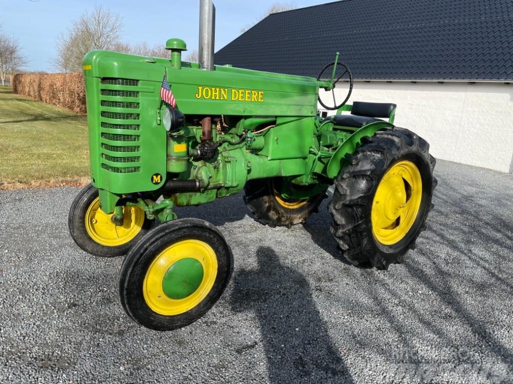 John Deere M Tracteur