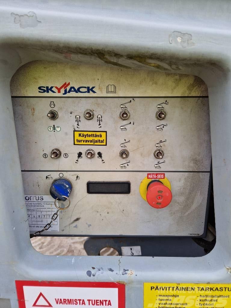 SkyJack SJ 45 T Nacelles télescopiques