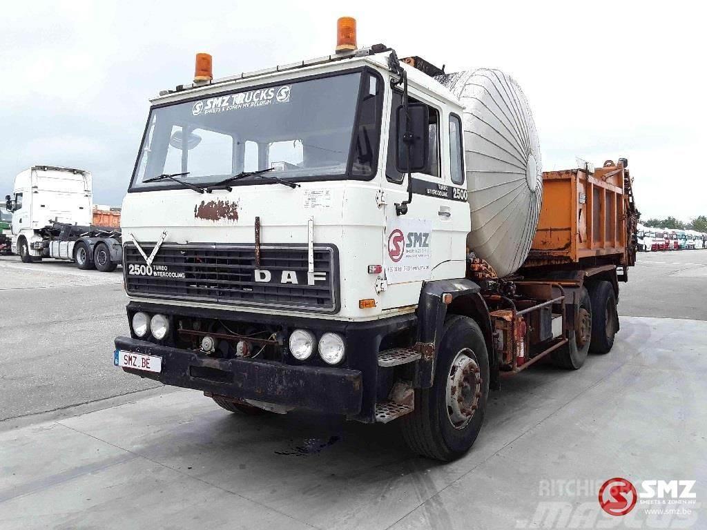 DAF 2500 asfalt sprider/tank Autre camion