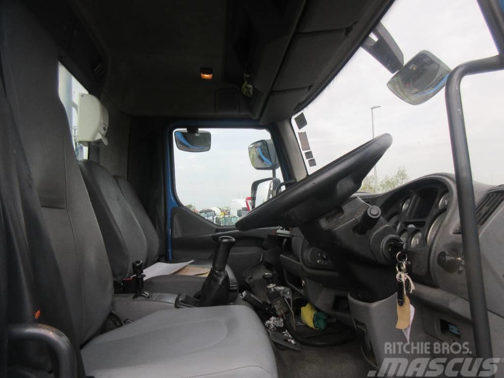 DAF 55.220 Camion plateau ridelle avec grue