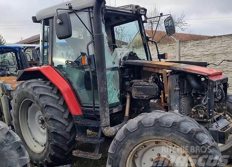  skrzynia zwrotnica silnik Massey Ferguson spare pa Autres équipements pour tracteur