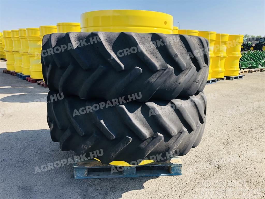  twin wheel set with Goodyear 620/70R42 tires Roues jumelées
