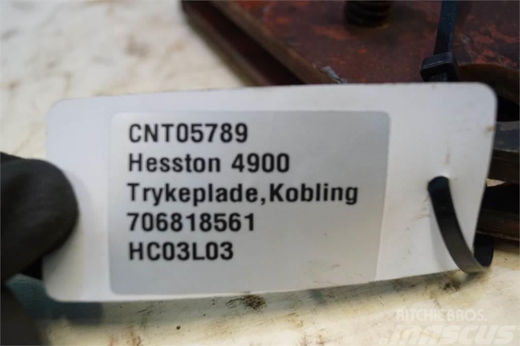 Hesston 4900 Autres matériels de fenaison