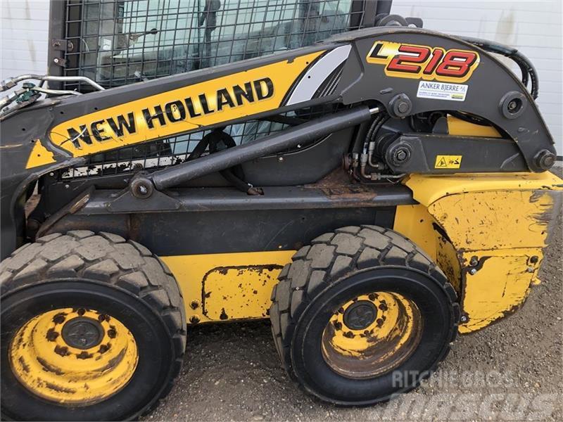 New Holland L218 Mini chargeuse