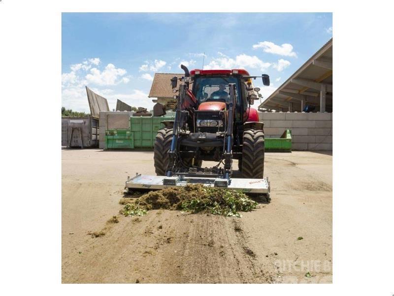 Fliegl Lion Sweeper 2500 Autres équipements pour tracteur