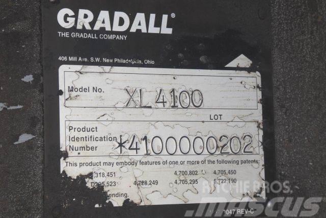 Gradall XL4100 II Pelle sur chenilles