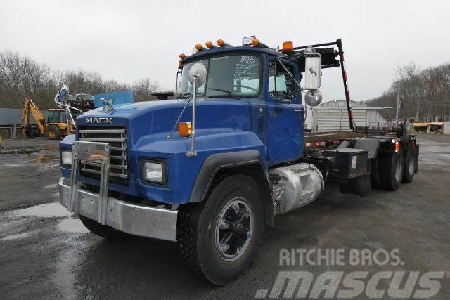 Mack RD688S Camion porte container
