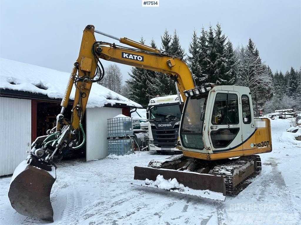 Kato HD-307 Tracked excavator w/ Rototilt and 2 buckets Pelle sur chenilles