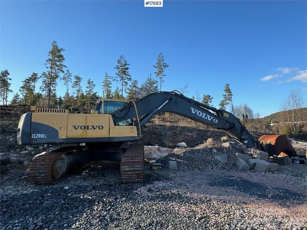 Volvo EC290CL Tracked excavator w/ digging bucket and ch Pelle sur chenilles